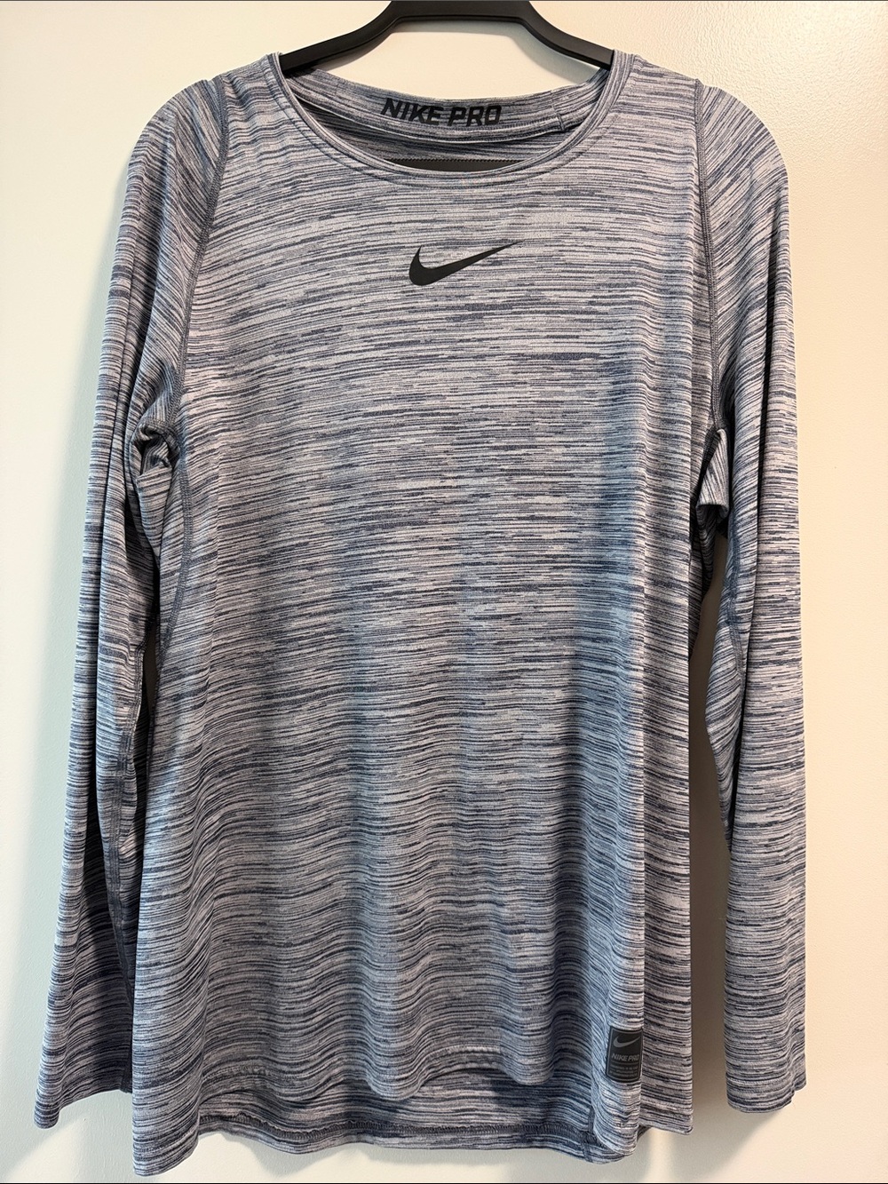Nike Pro Men’s Long Sleeve Heather Gray/Black Performance Tee